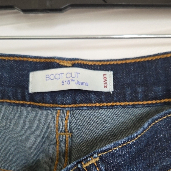 Jeans - Picture 2 of 3